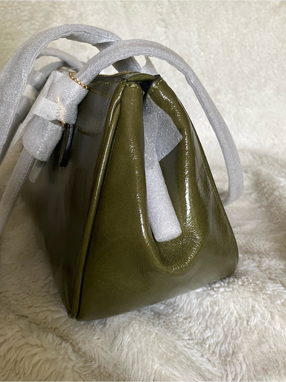 COACH Olive Patent Shoulder Bag with Gold Logo - Picture 9 of 11